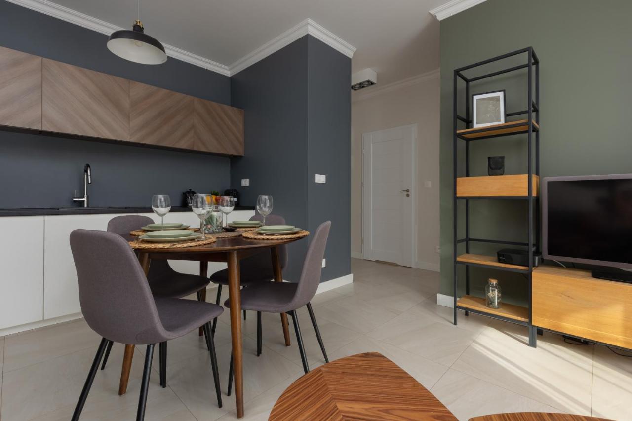 Lakeview Apartment Kapelanow Armii Krajowej By Noclegi Renters Warsaw Luaran gambar
