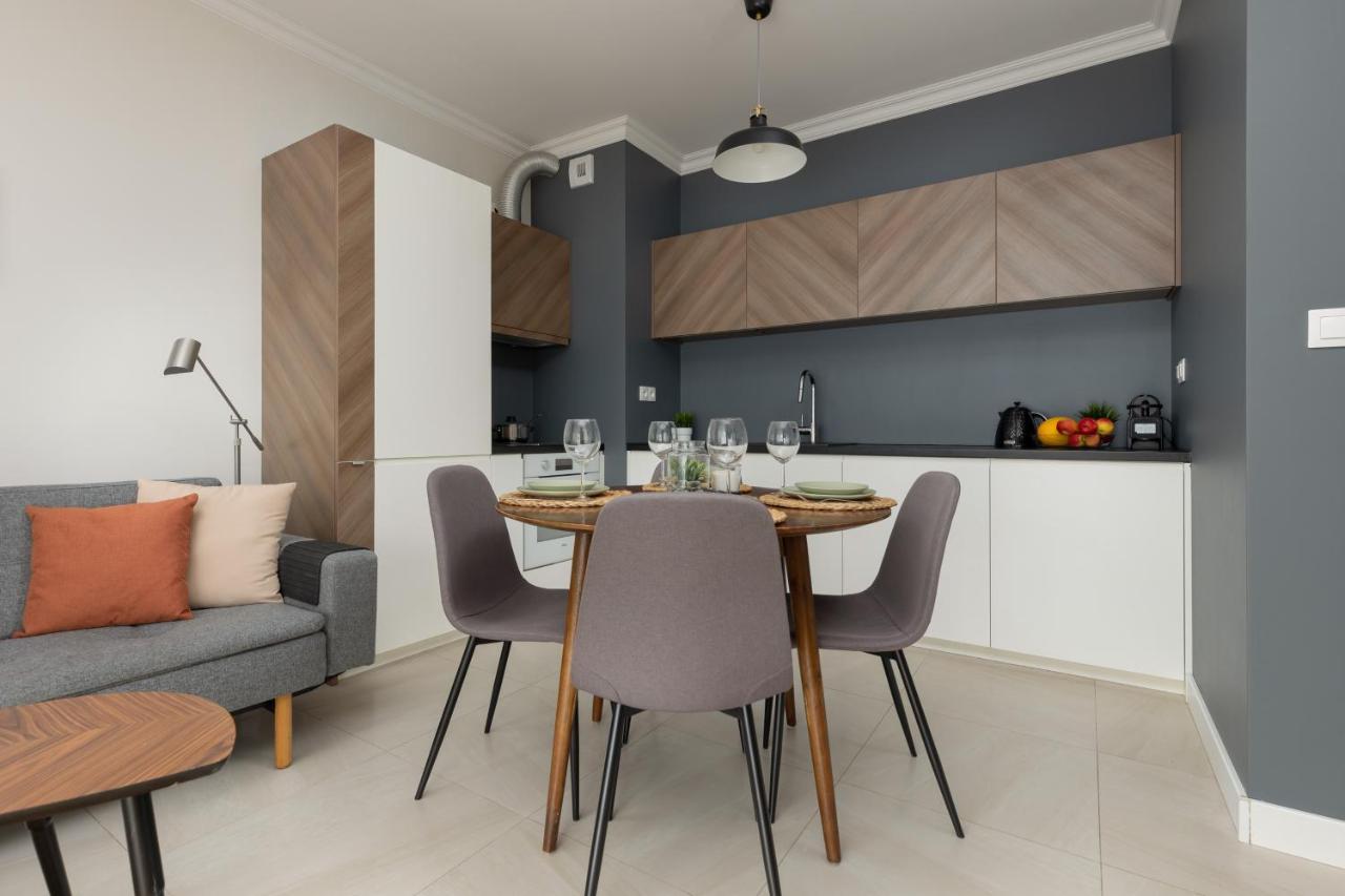 Lakeview Apartment Kapelanow Armii Krajowej By Noclegi Renters Warsaw Luaran gambar