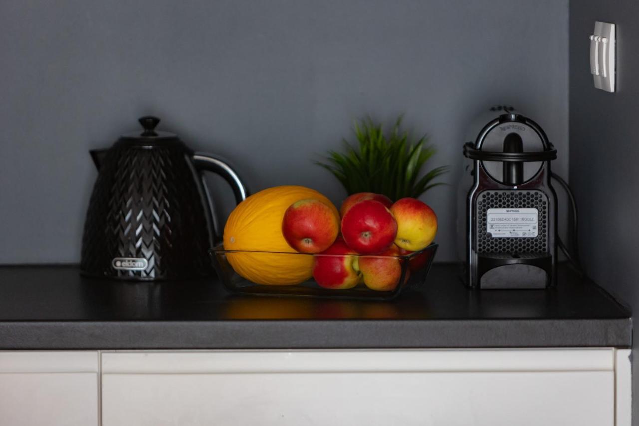 Lakeview Apartment Kapelanow Armii Krajowej By Noclegi Renters Warsaw Luaran gambar